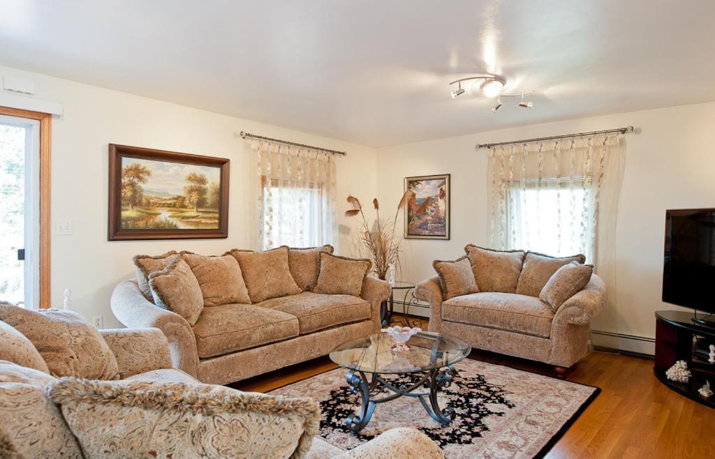 בוסטון Beautiful Apartment-5 Beds-Full Kitchen-Parking-Super Clean! מראה חיצוני תמונה